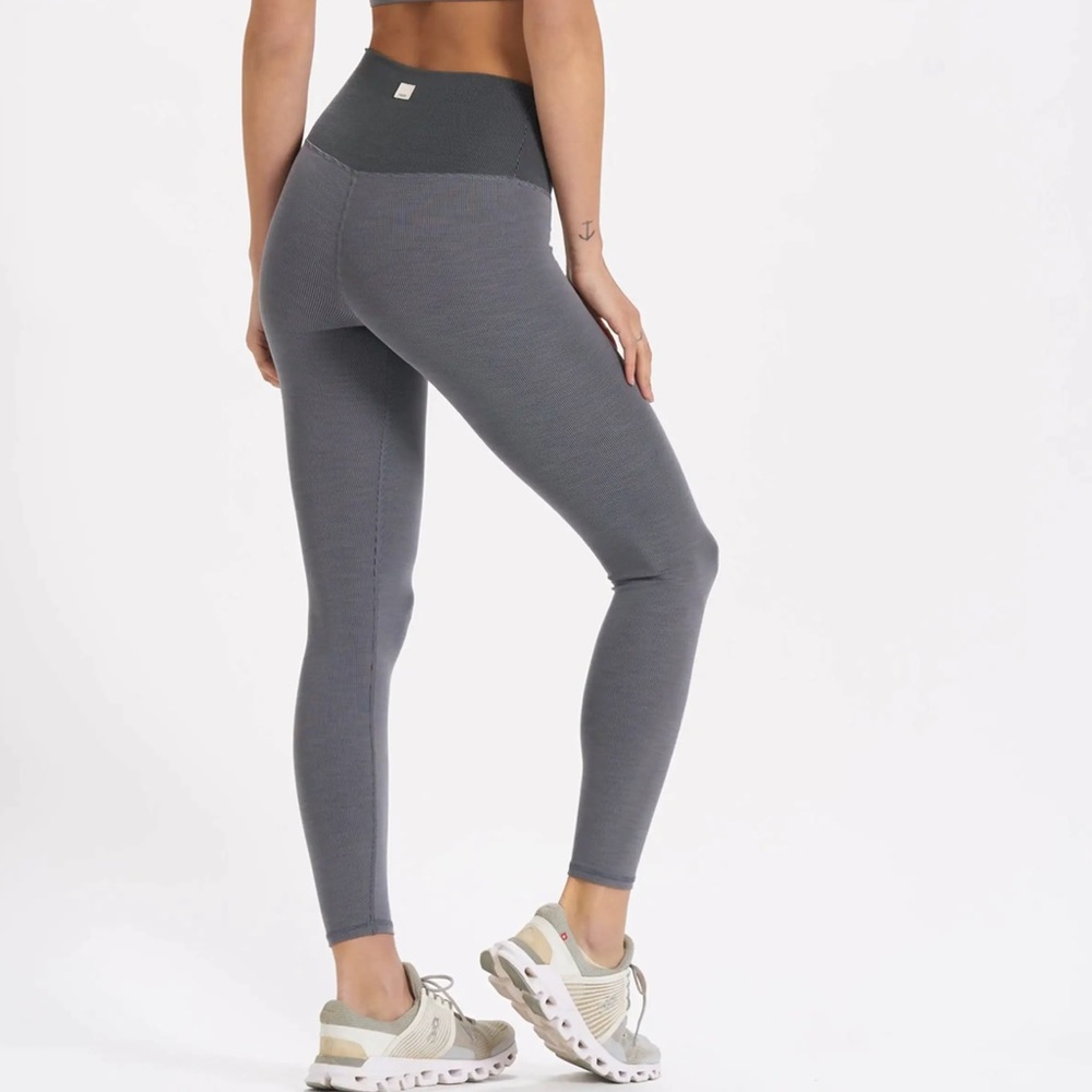 NWT Vuori Lux Rib Studio Legging